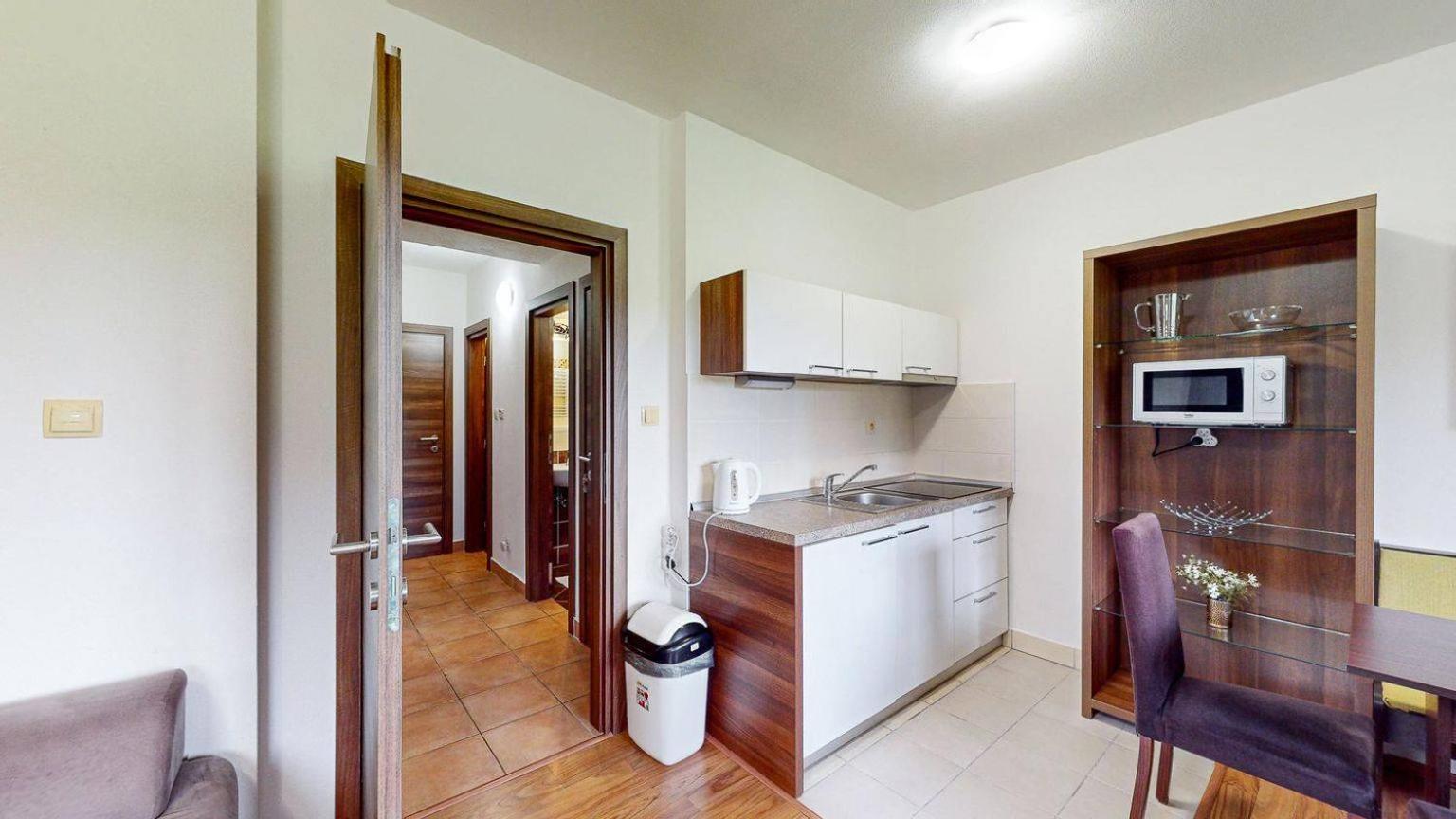 Kamzik Apartment Hill View With Garage 多纳瓦利 外观 照片