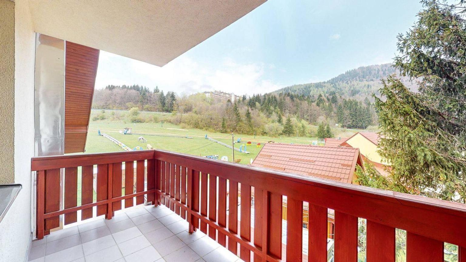Kamzik Apartment Hill View With Garage 多纳瓦利 外观 照片
